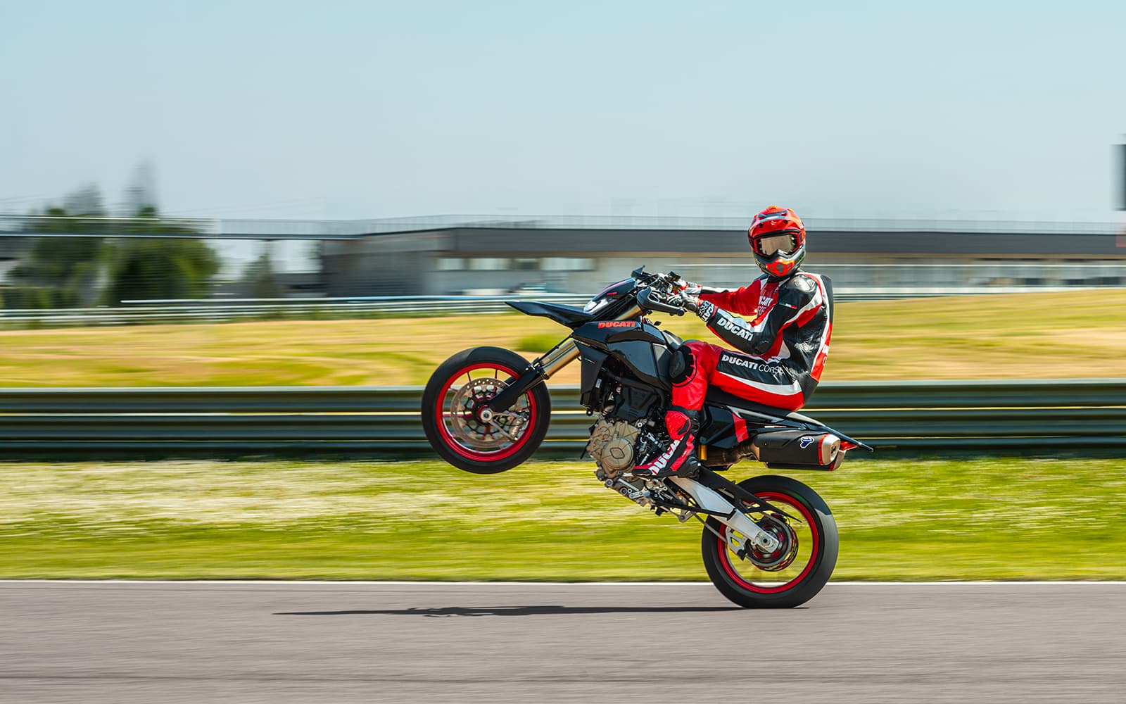 Ducati Hypermotard 698 Mono, 2025