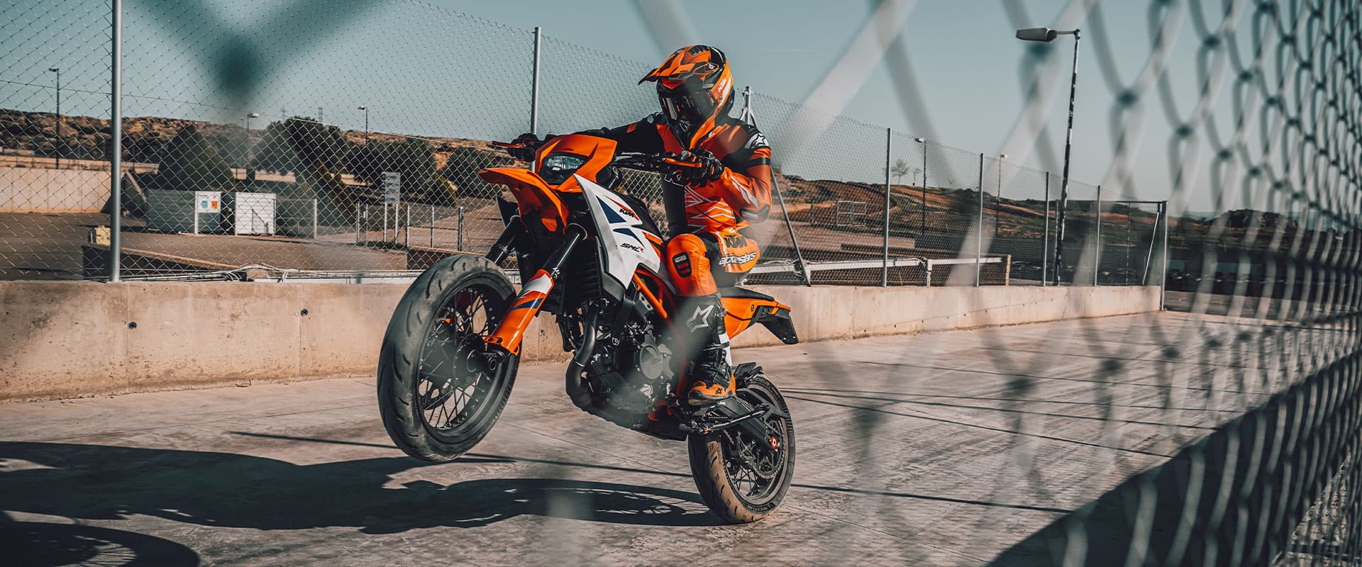 KTM 390 SMC R, 2025